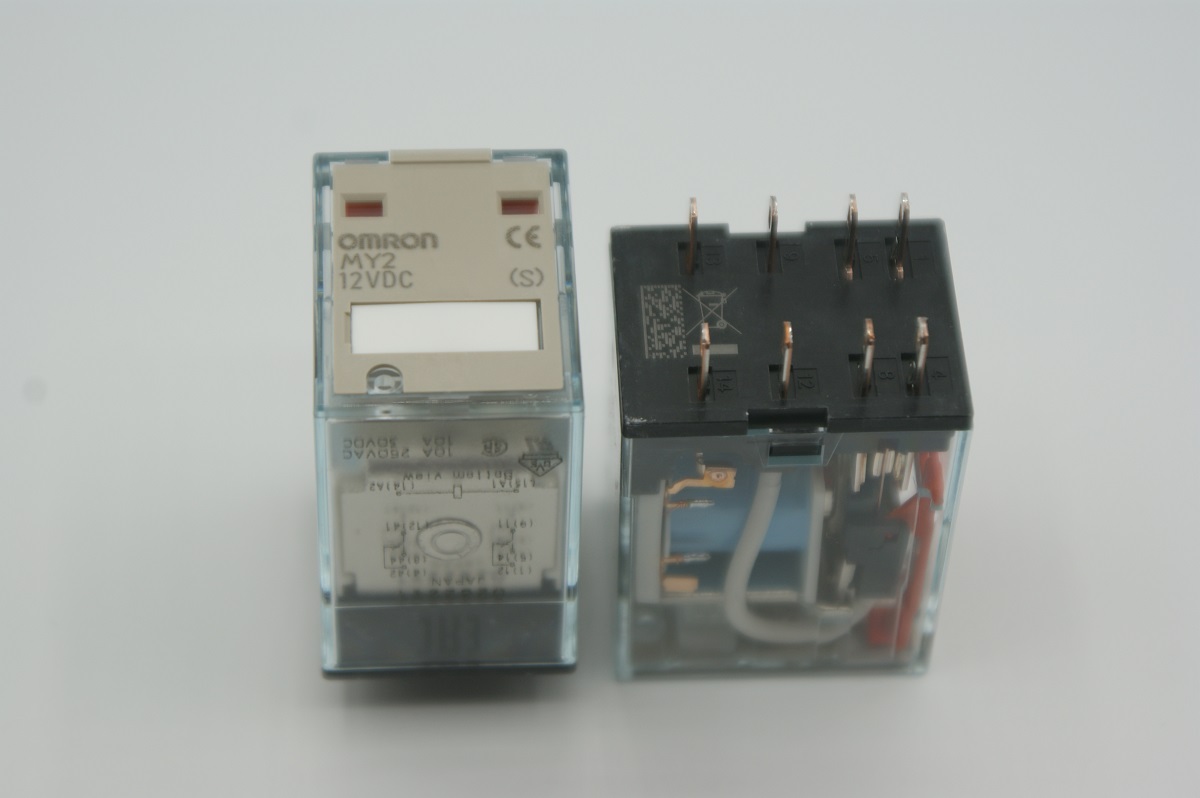 MY2 12VDC (S)        Relay electromagnético, DPDT, 12VDC, 8 pines, 10A/220V